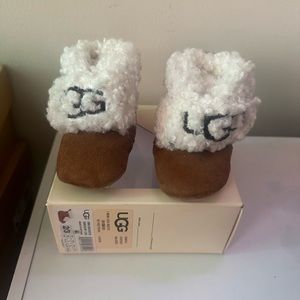 Mini Ugg boogie for newborn